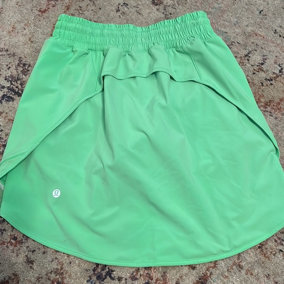 lululemon athletica Dresses & Skirts - Lululemon tennis skirt size 4
